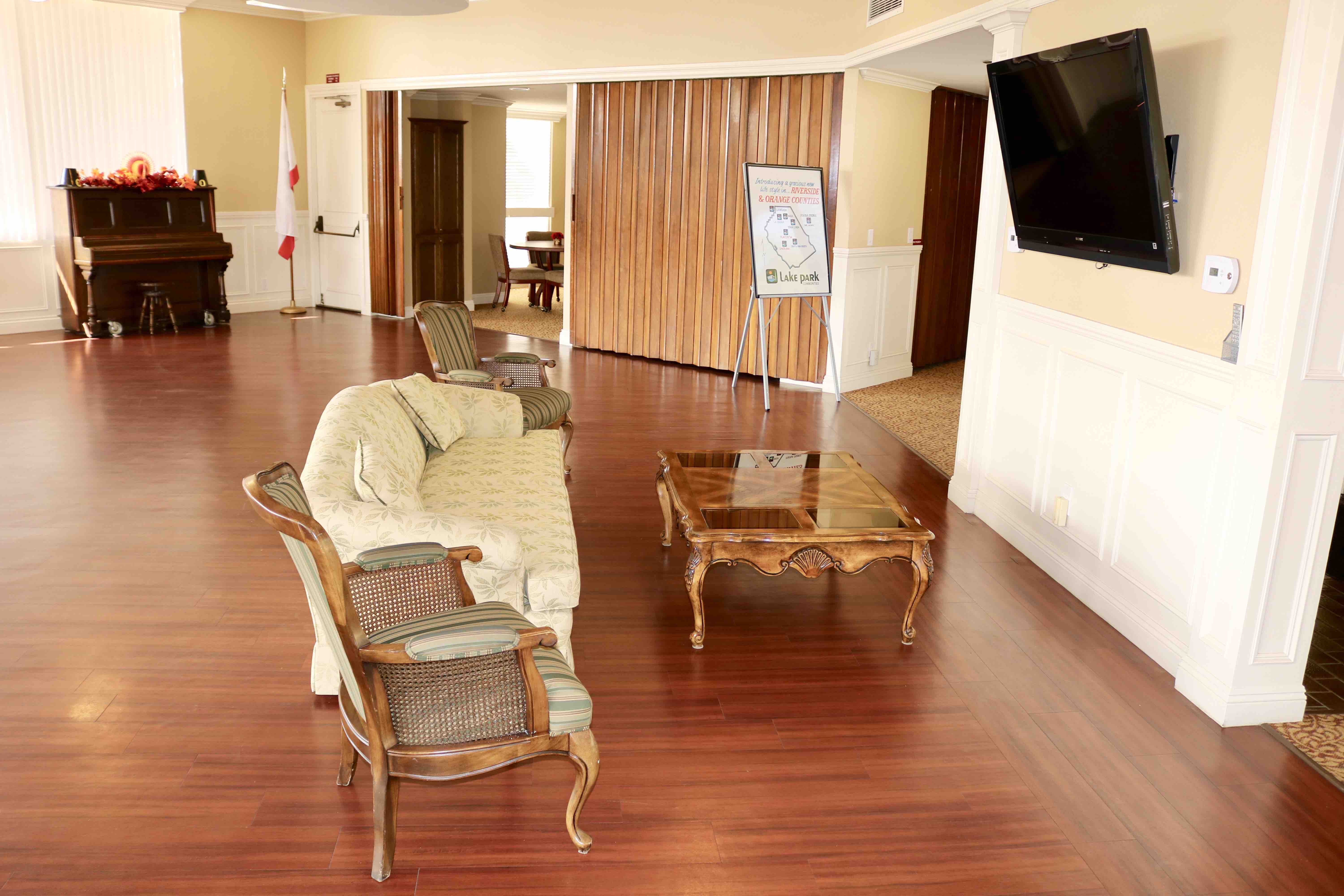 Lake Park Placentia LPH